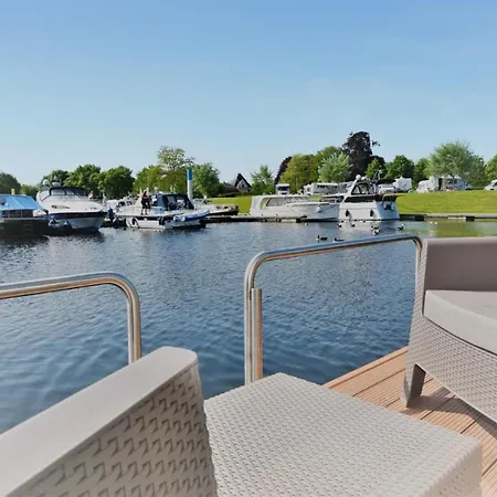 보트호텔 House Boat Anegada 마스트리흐트