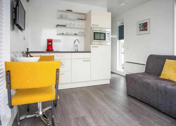 House Boat Anegada Hotel en barco 4*